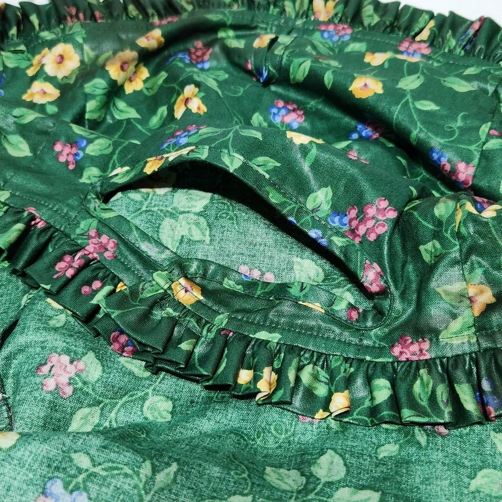 Longaberger Emerald Vine Green Floral Ruffle Fabric Liner Large Basket Side Tie‎